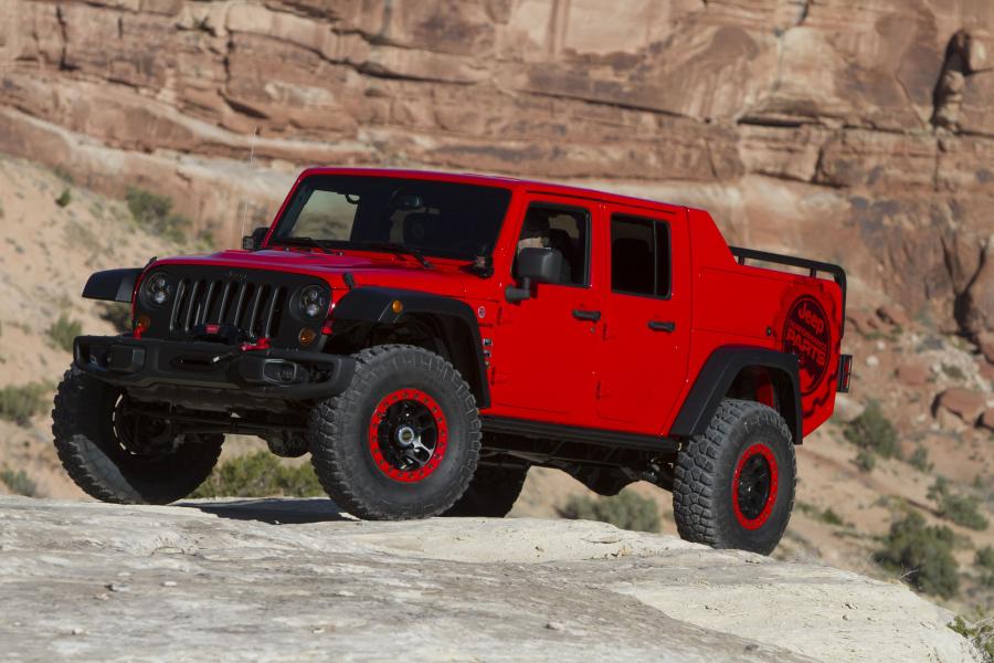  Jeep Wrangler Red Rock Responder Concept 2015 года  (фото 11 из 17)